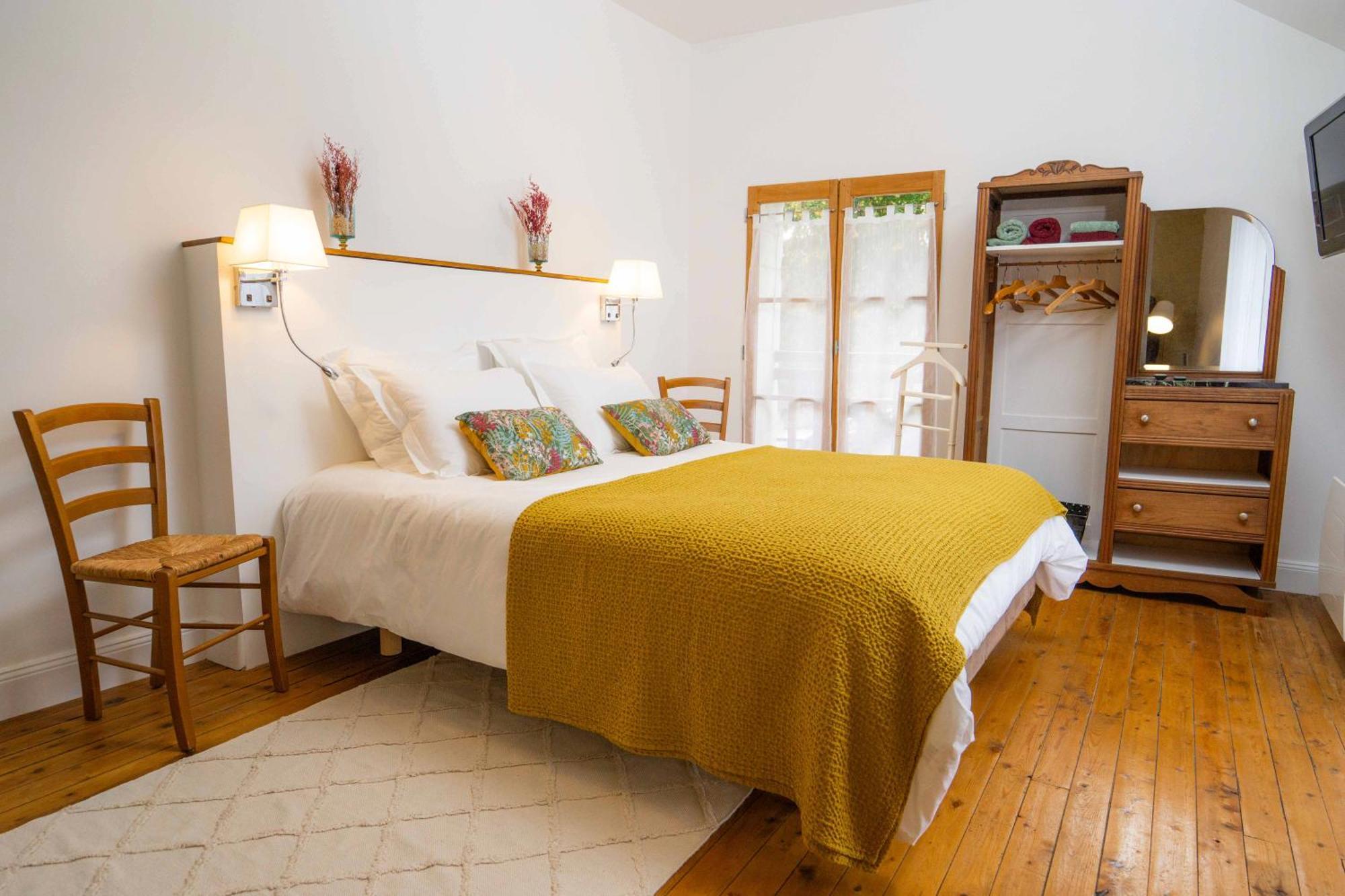 Les Balcons Sur La Loire Bed & Breakfast Chalonnes-sur-Loire Exterior photo
